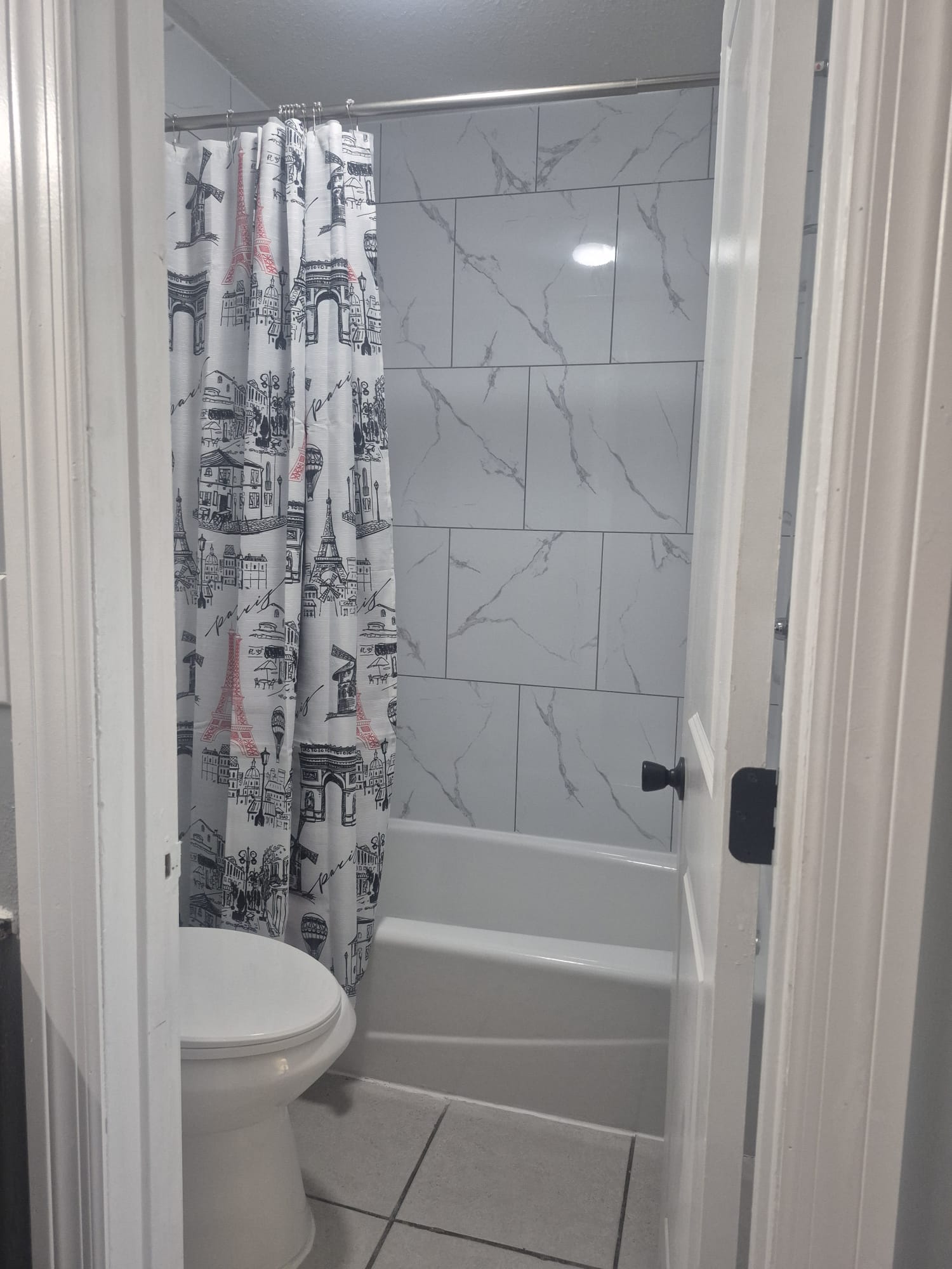 2 Kings Bath Room